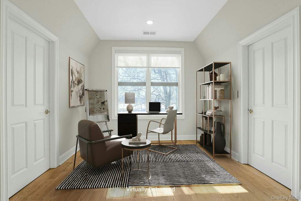 3 Bedroom Villa/Townhouse's Image 22