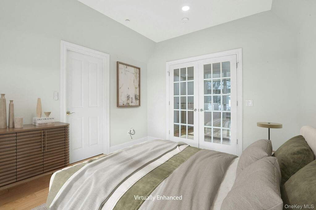 3 Bedroom Villa/Townhouse's Image 24