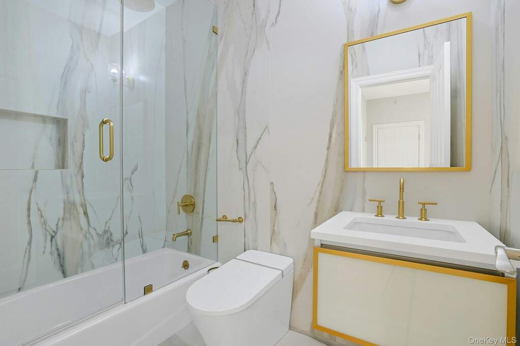 3 Bedroom Villa/Townhouse's Image 26