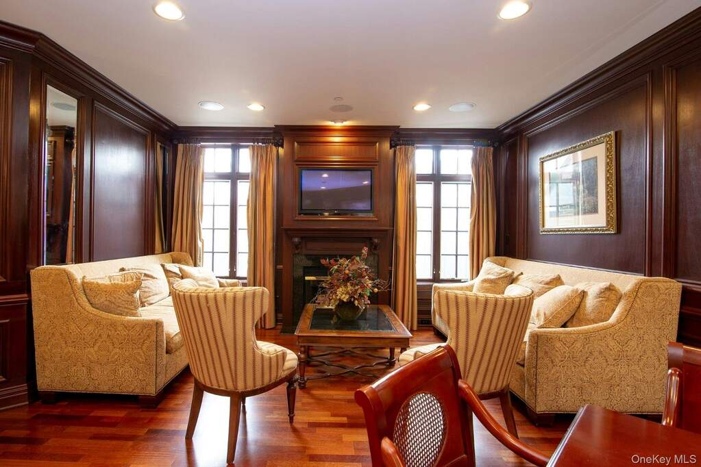 3 Bedroom Villa/Townhouse's Image 33