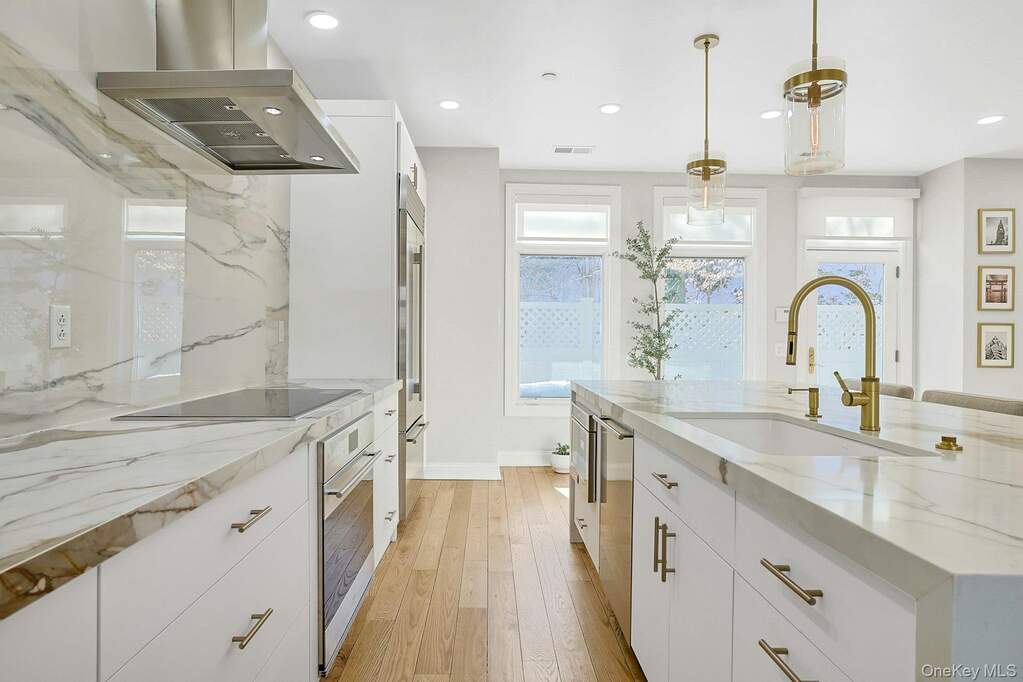 3 Bedroom Villa/Townhouse's Image 6