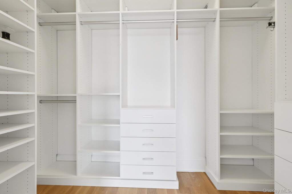 3 Bedroom Apartment/Flat's Image 18