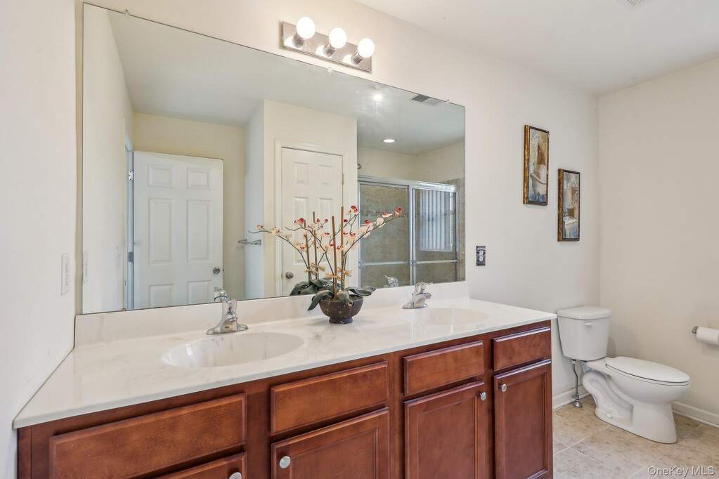 3 Bedroom Single Family Home/House's Image 9