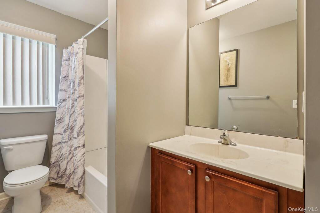 3 Bedroom Single Family Home/House's Image 13