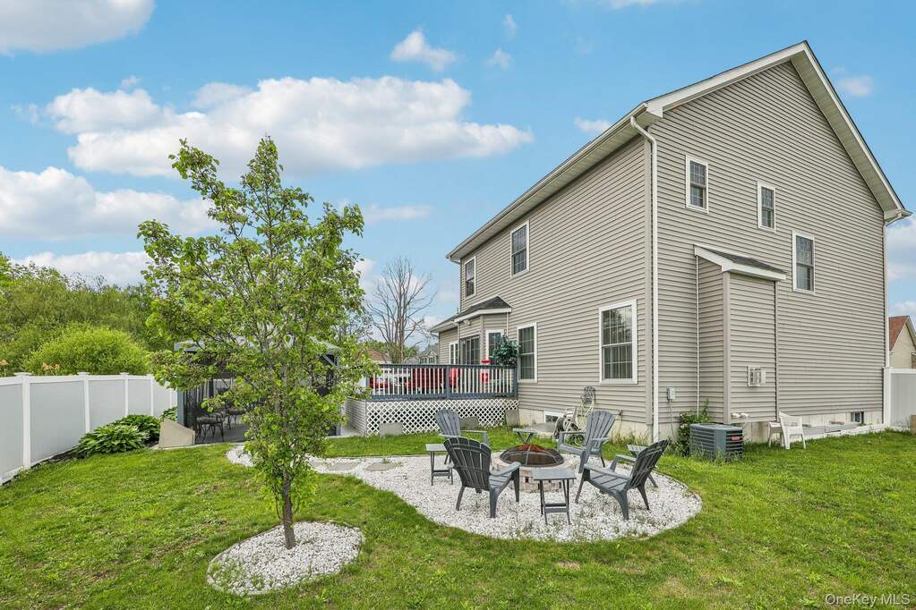 3 Bedroom Single Family Home/House's Image 16