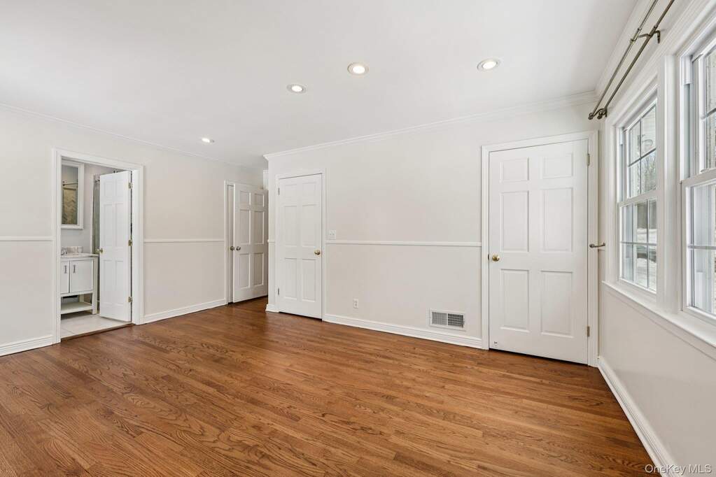 4 Bedroom Single Family Home/House's Image 13