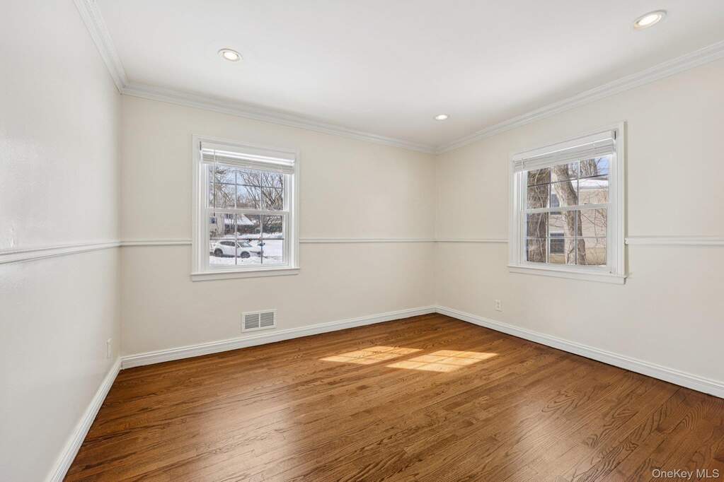4 Bedroom Single Family Home/House's Image 17