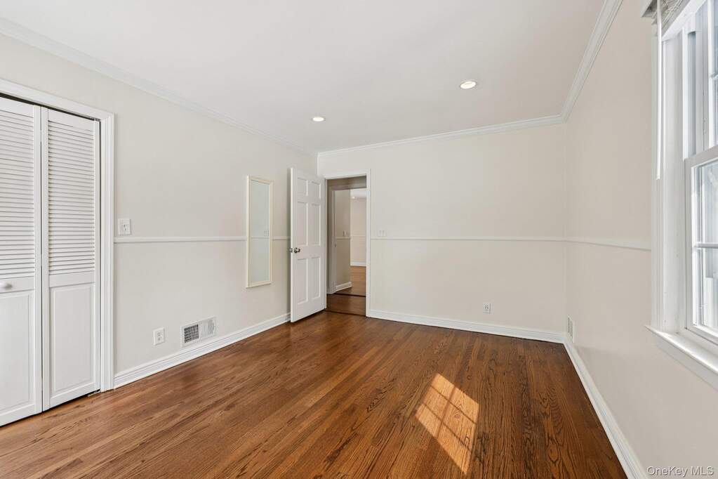 4 Bedroom Single Family Home/House's Image 19
