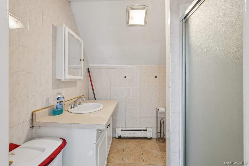 8 Bedroom Multi Unit's Image 23