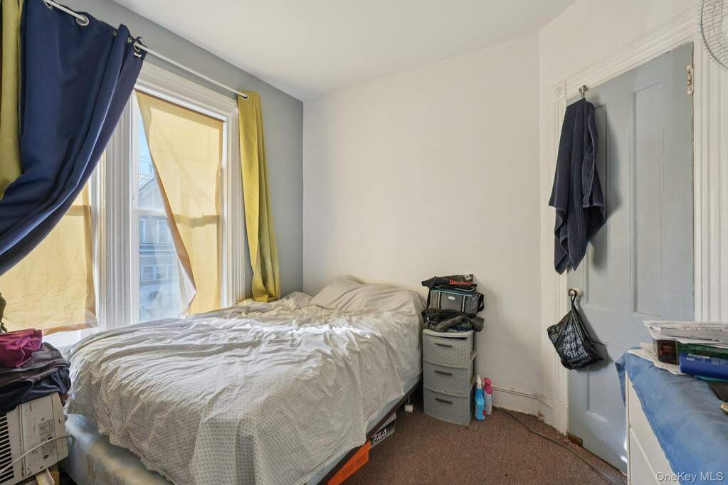 8 Bedroom Multi Unit's Image 24