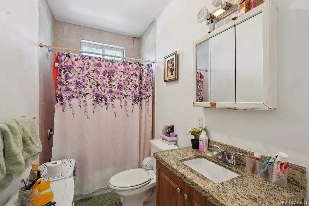 8 Bedroom Multi Unit's Image 26