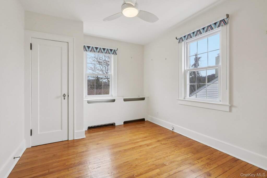 3 Bedroom Single Family Home/House's Image 7