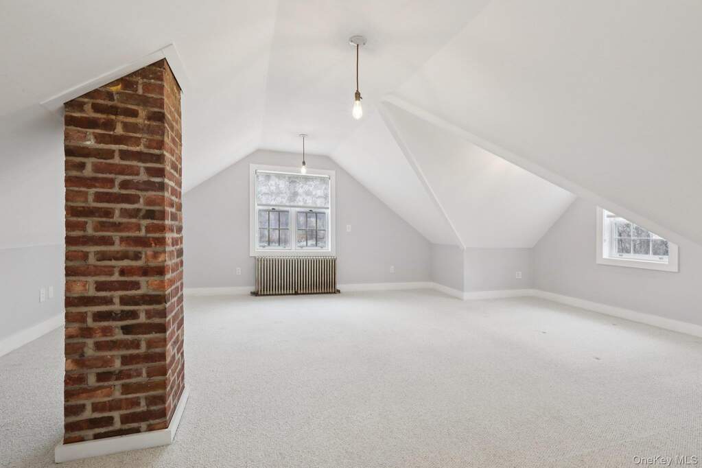 3 Bedroom Single Family Home/House's Image 13