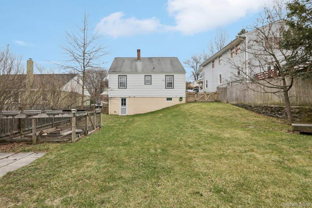 3 Bedroom Single Family Home/House's Image 16