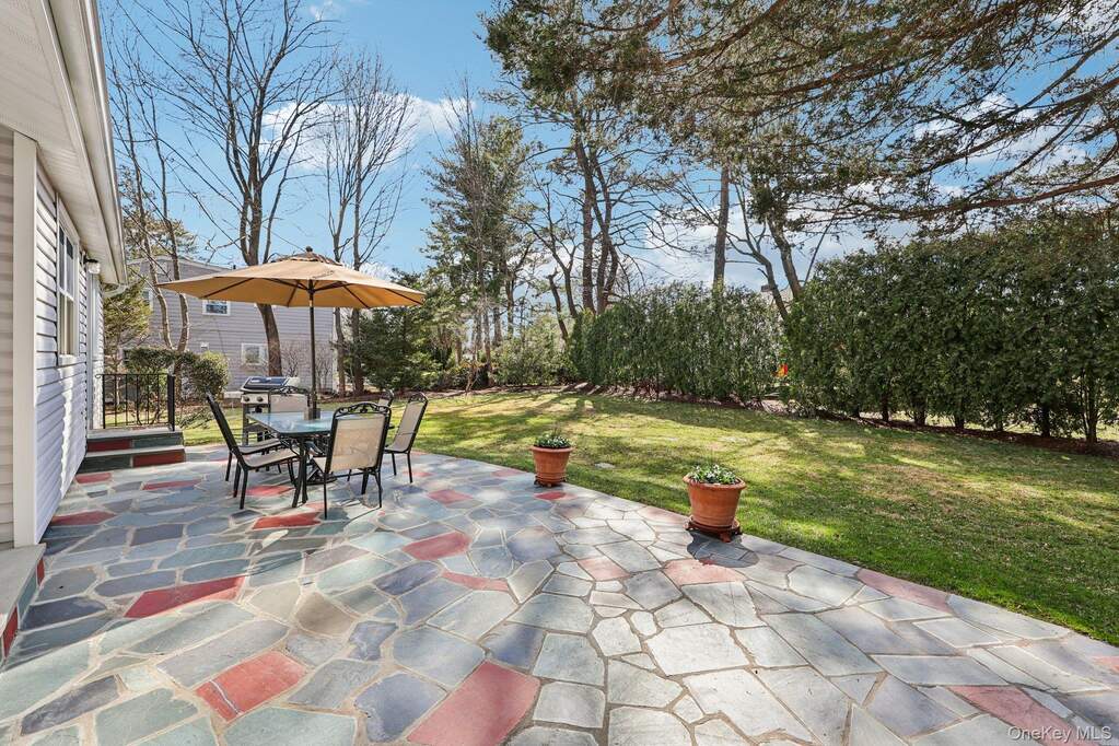 4 Bedroom Single Family Home/House's Image 25