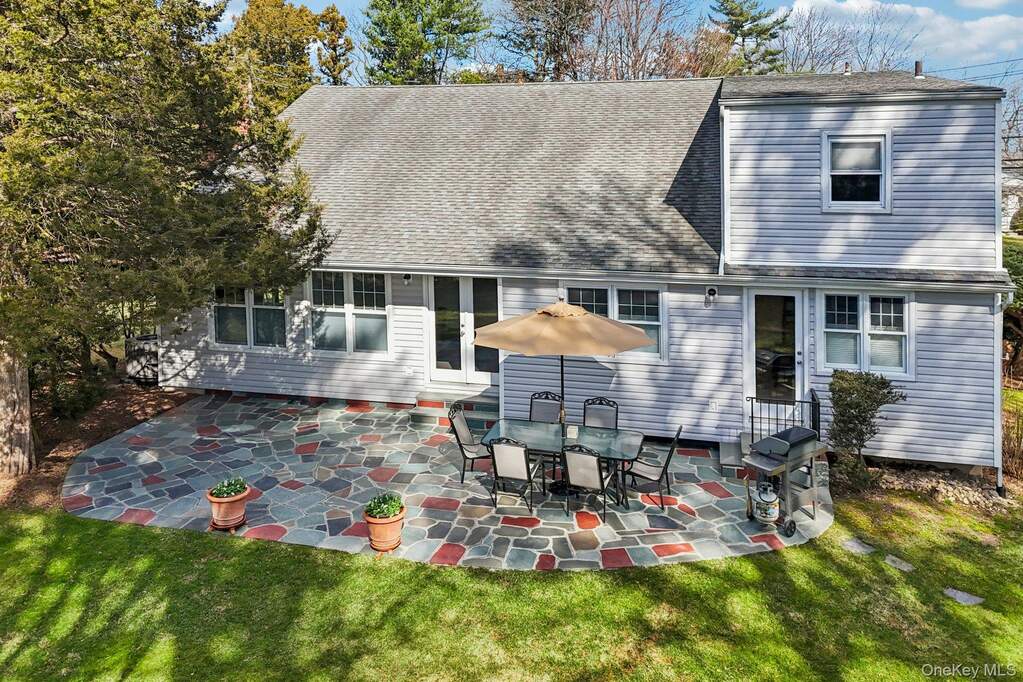 4 Bedroom Single Family Home/House's Image 26