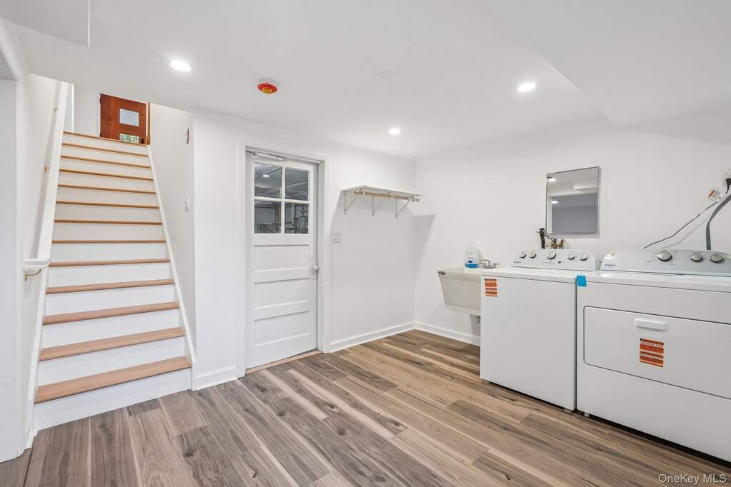 3 Bedroom Single Family Home/House's Image 22