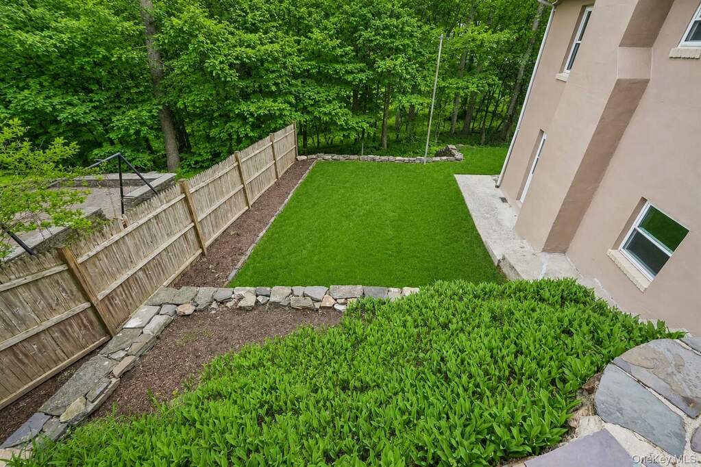 3 Bedroom Single Family Home/House's Image 28