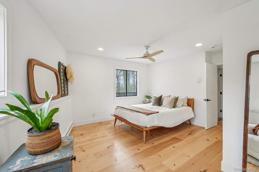 4 Bedroom Single Family Home/House's Image 14