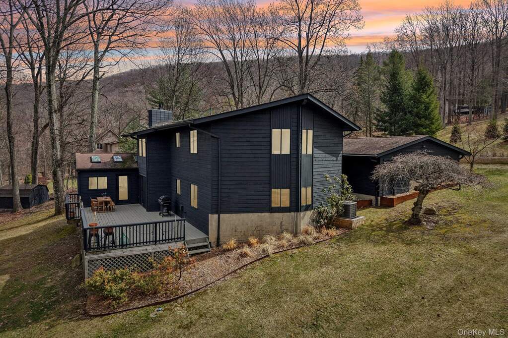 4 Bedroom Single Family Home/House's Image 39