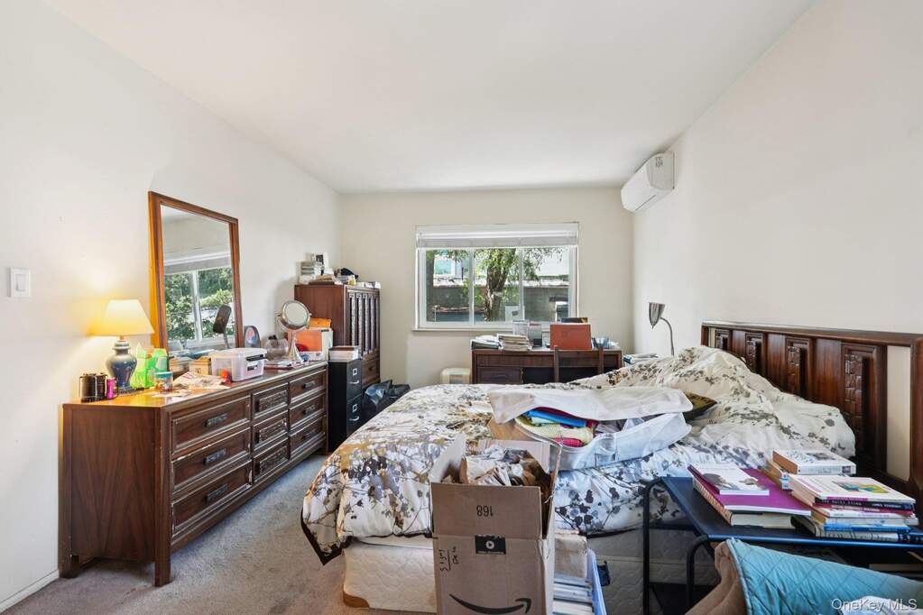 7 Bedroom Multi Unit's Image 16