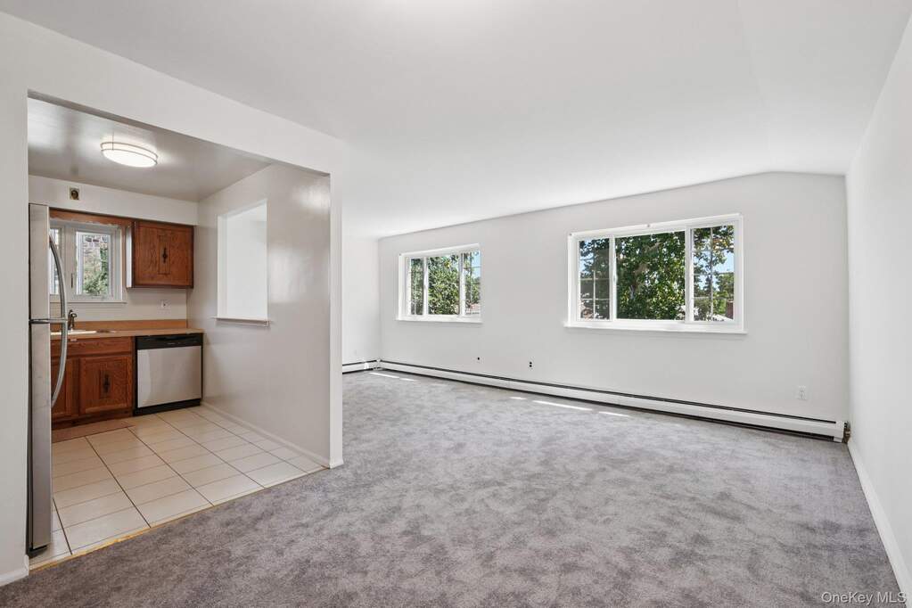 7 Bedroom Multi Unit's Image 19