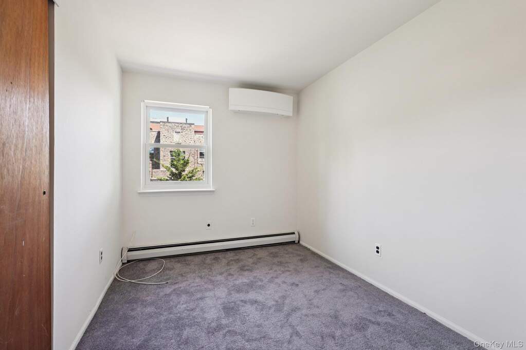 7 Bedroom Multi Unit's Image 24