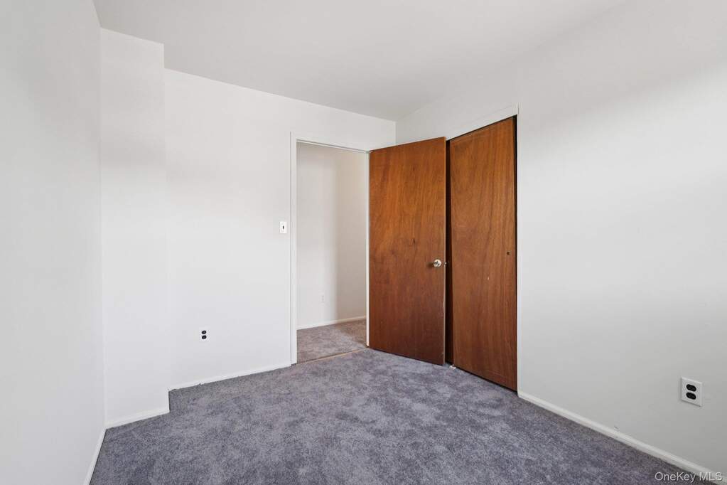7 Bedroom Multi Unit's Image 25