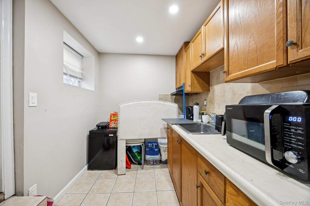 3 Bedroom Single Family Home/House's Image 10