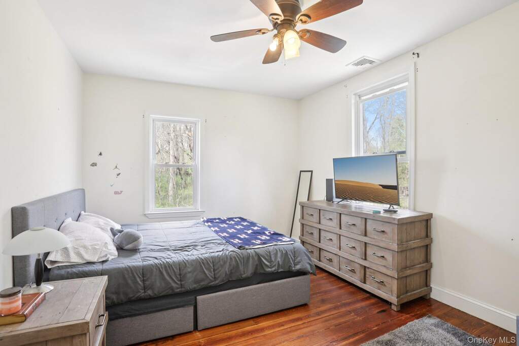 3 Bedroom Single Family Home/House's Image 21