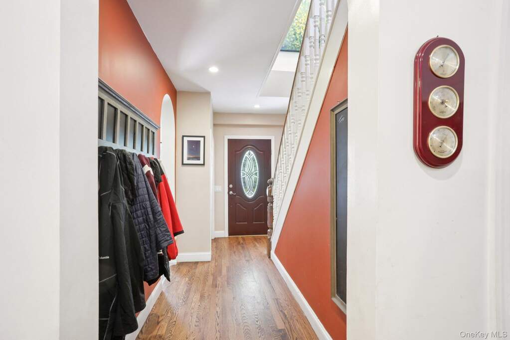 3 Bedroom Single Family Home/House's Image 4