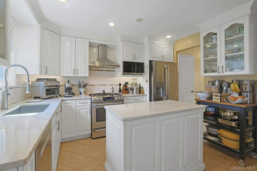 3 Bedroom Villa/Townhouse's Image 3