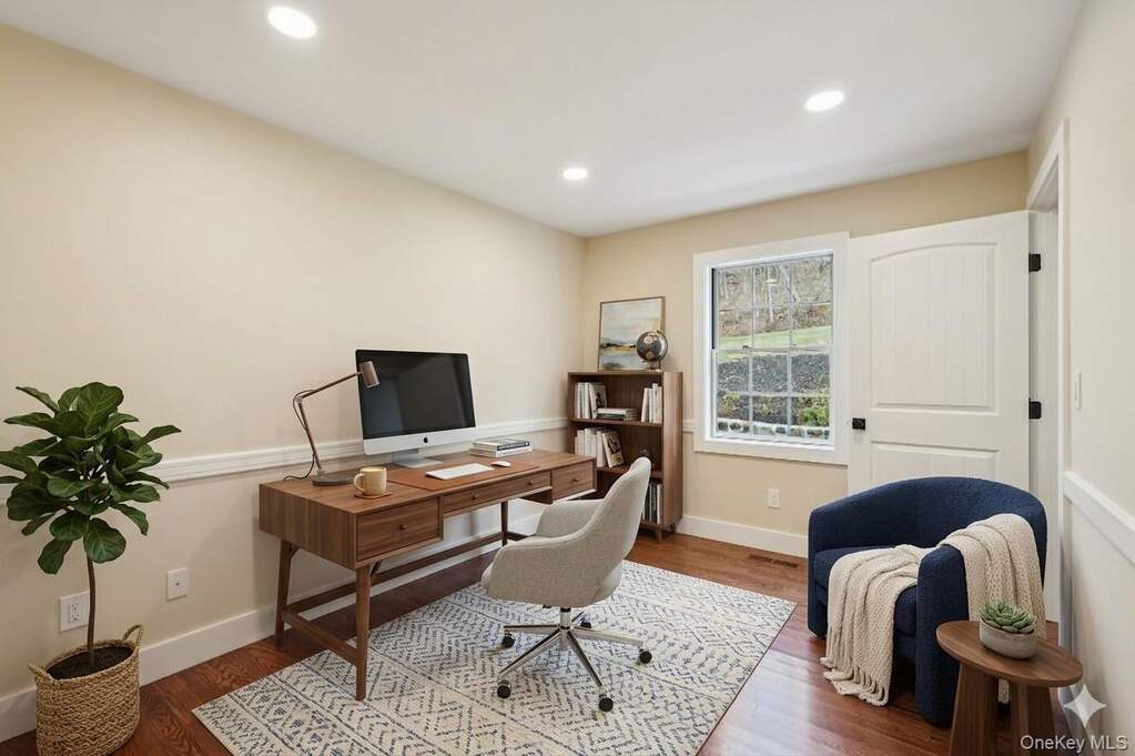 4 Bedroom Single Family Home/House's Image 11