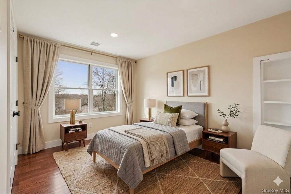4 Bedroom Single Family Home/House's Image 21