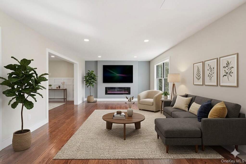 4 Bedroom Single Family Home/House's Image 6