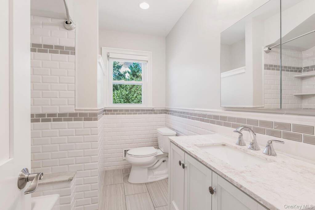 4 Bedroom Single Family Home/House's Image 14
