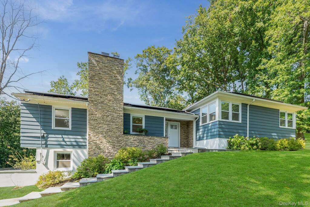 4 Bedroom Single Family Home/House's Image 19
