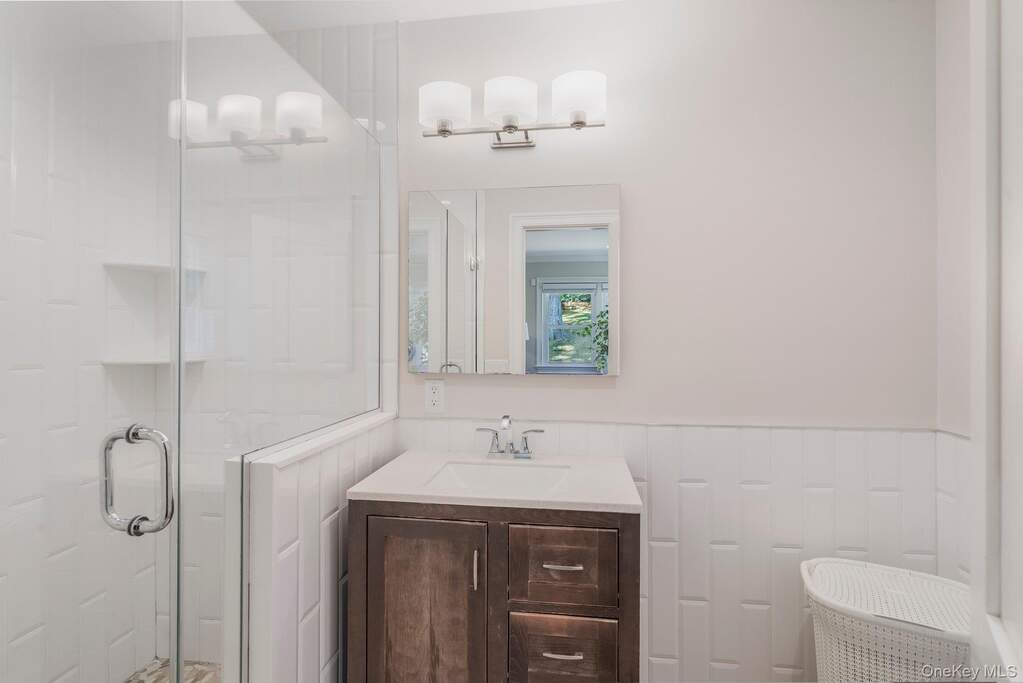 4 Bedroom Single Family Home/House's Image 20