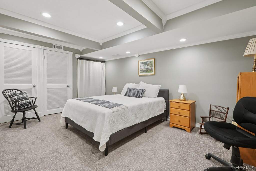 2 Bedroom Villa/Townhouse's Image 24