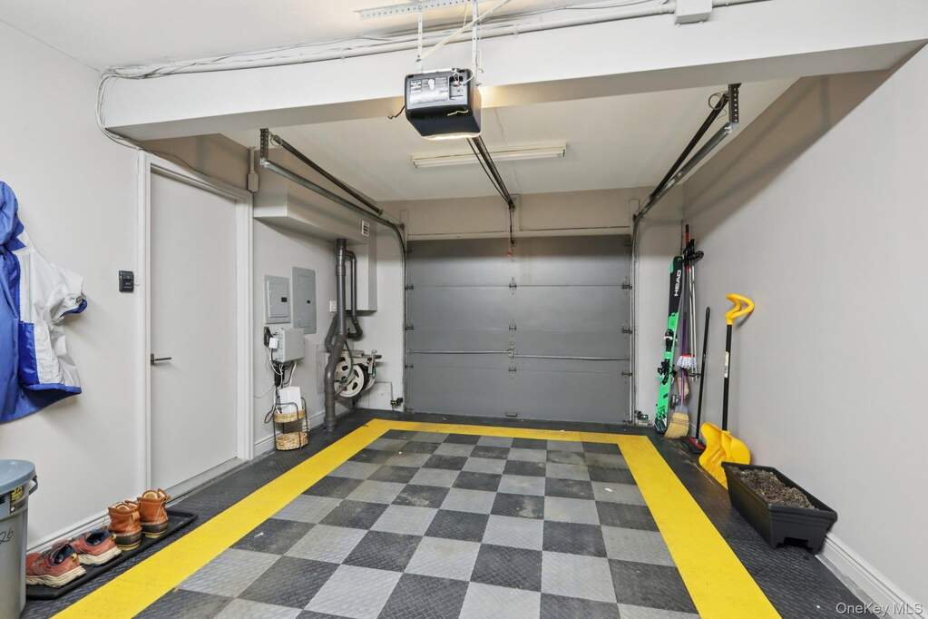2 Bedroom Villa/Townhouse's Image 32