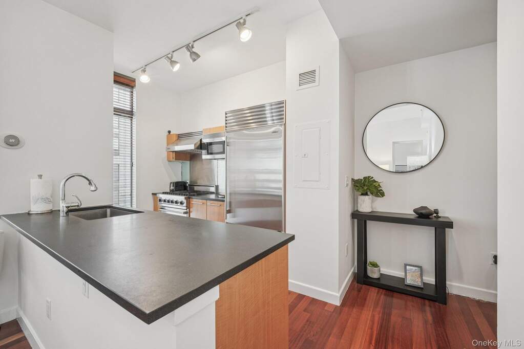 1 Bedroom Apartment/Flat's Image 4