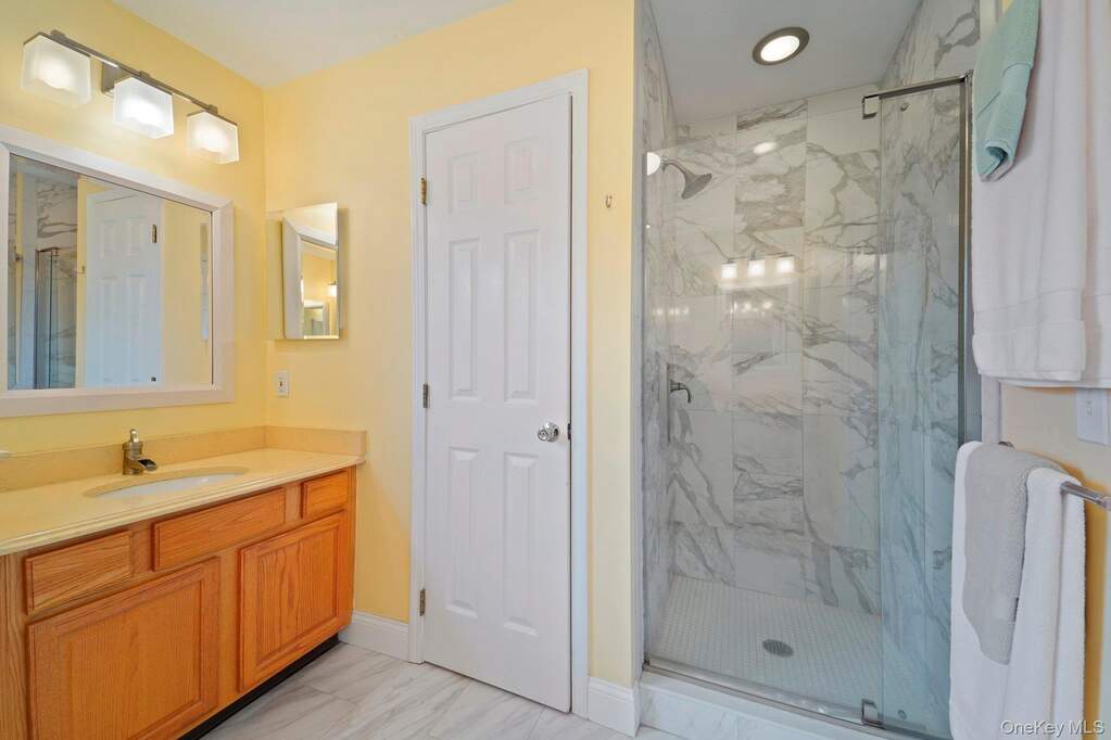2 Bedroom Villa/Townhouse's Image 12