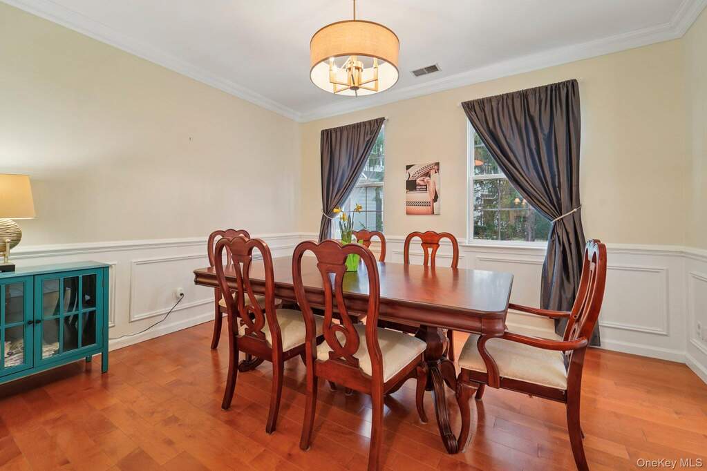 2 Bedroom Villa/Townhouse's Image 5