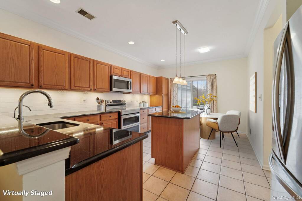 2 Bedroom Villa/Townhouse's Image 6