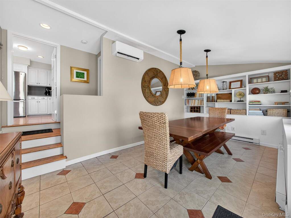 4 Bedroom Single Family Home/House's Image 19