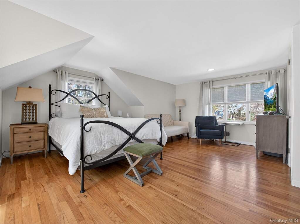4 Bedroom Single Family Home/House's Image 23