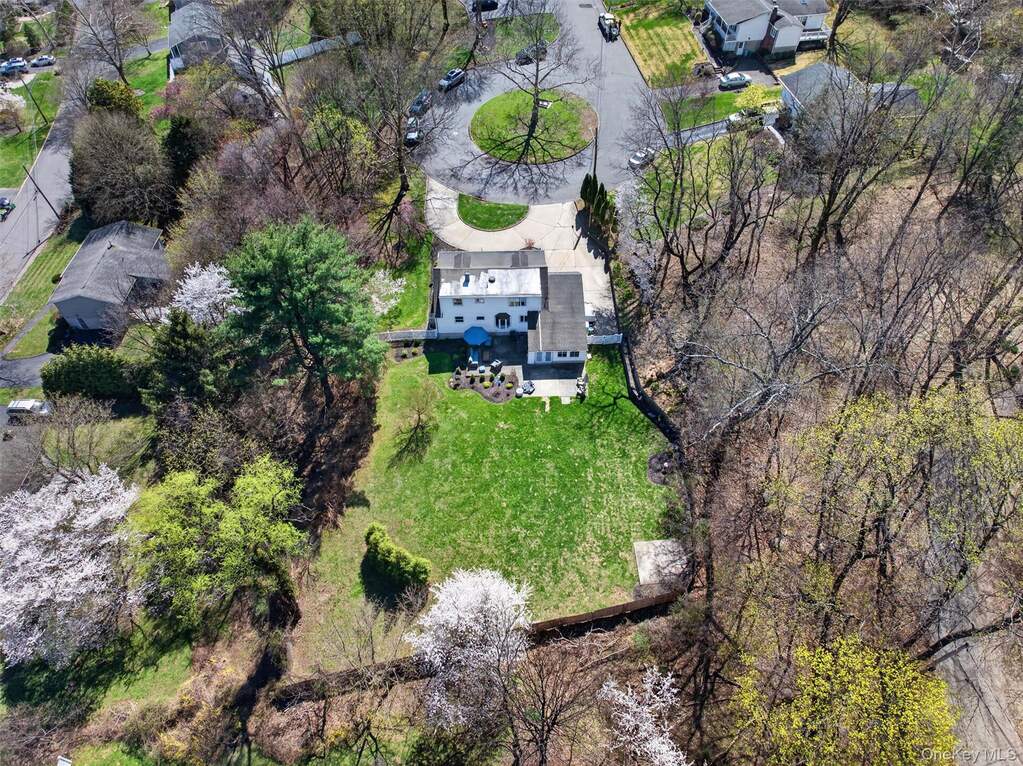 4 Bedroom Single Family Home/House's Image 36