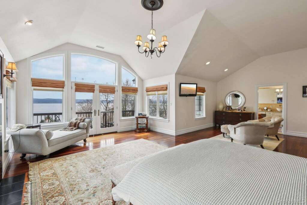 5 Bedroom Single Family Home/House's Image 21