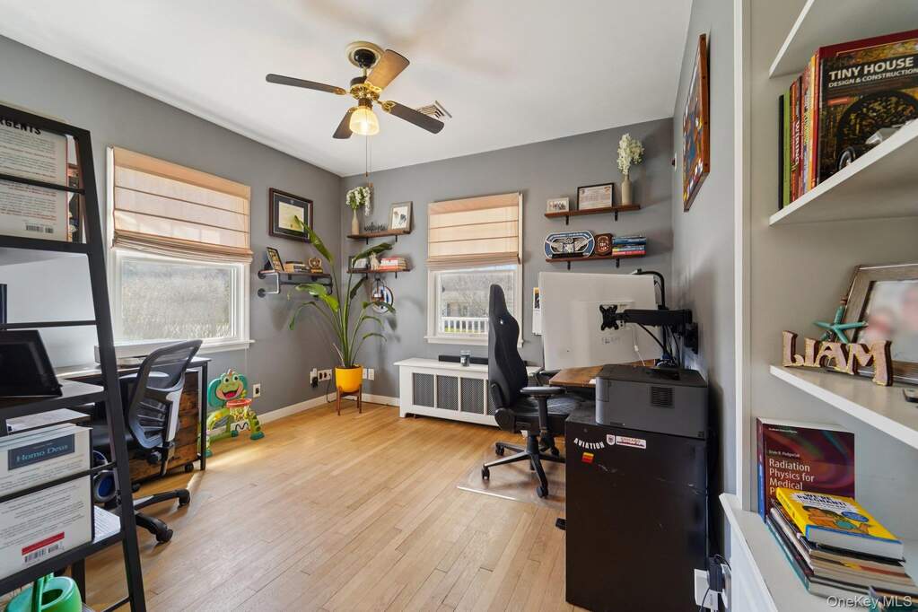 3 Bedroom Single Family Home/House's Image 9