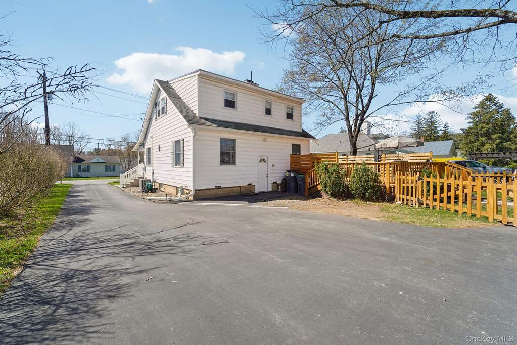 3 Bedroom Single Family Home/House's Image 21